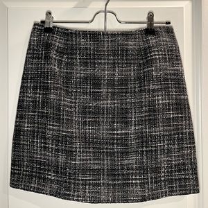 H&M Fitted Black Plaid Skirt